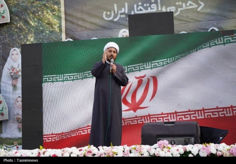 دخترانه‌هایی از جنس دلتنگی پدر شهید و بغض‌های ناتمام میناب