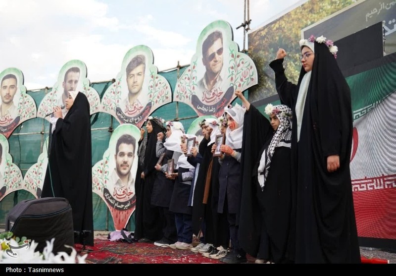 دخترانه‌هایی از جنس دلتنگی پدر شهید و بغض‌های ناتمام میناب