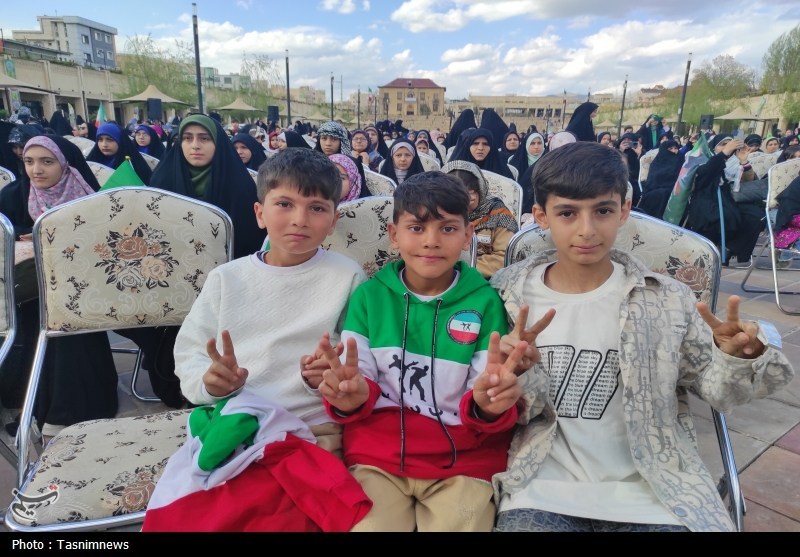 دخترانه‌هایی از جنس دلتنگی پدر شهید و بغض‌های ناتمام میناب