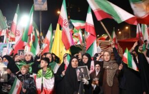 دعا و استغاثه مردم سمنان به امام زمان (عج)