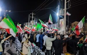 سی‌وچهارمین شب از حضور مردم غیور بندر دیر در اجتماع شبانه