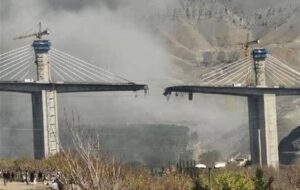 شمار شهدای حمله آمریکا به پل B1 کرج به  13 نفر رسید