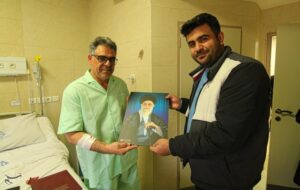 فداکاری مدیر زنجانی در دل آتش و آوار حسینیه اعظم زنجان