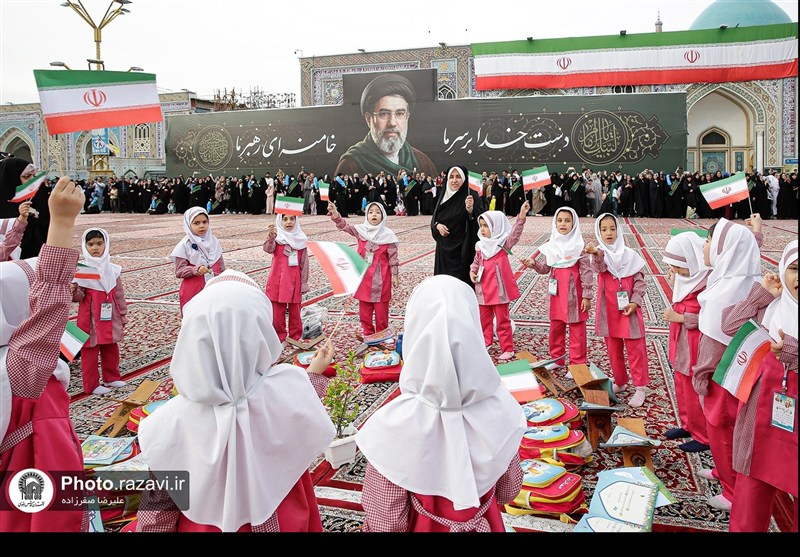 آستان قدس رضوی , مشهد مقدس , اخبار مشهد , خراسان رضوی , حرم امام رضا(ع) , دهه کرامت , کودکان , محفل انس با قرآن , قرآن , 