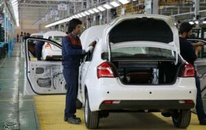 لزوم تسریع ترخیص خودروها در منطقه ویژه اقتصادی بم