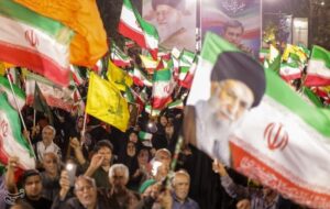 مردم در مقابل دشمن “ید واحده” هستند