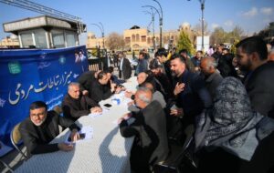 میز خدمت اقتصادی در قلب همدان؛ تجلی هم‌پیمانی دولت و مردم+تصویر