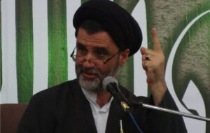 نبویان: کشوری که ملت ایران را تحریم کند حق عبور از تنگه هرمز را ندارد