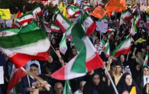 نمایش اقتدار بوشهری‌ها در موج اجتماع شبانه پنجاه‌و پنج