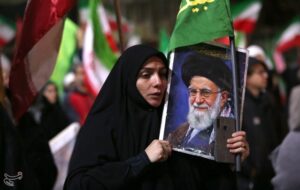 همدان باز هم به خروش ایستاد/سی‌ودومین شب حضور پرشمار مردم در خیابان‌