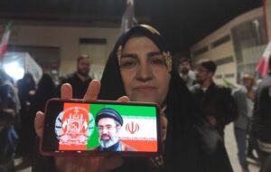 همدردی افغانستانی‌های مقیم مشهد با رهبر انقلاب