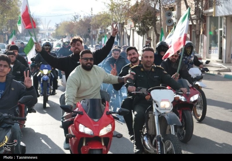 کاروان حماسی موتوری تکواندوکاران زنجان در گرامیداشت چهلم رهبر انقلاب