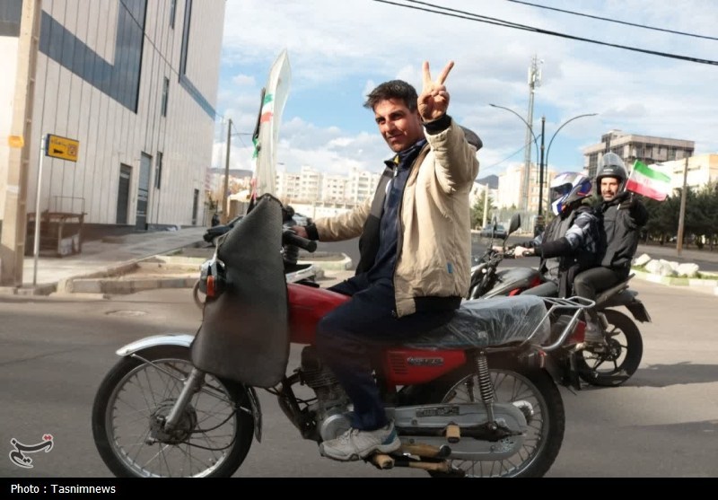 کاروان حماسی موتوری تکواندوکاران زنجان در گرامیداشت چهلم رهبر انقلاب