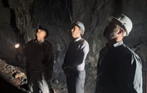 گره‌گشایی قضایی از مشکلات معدن‌قلعه؛ توقف تعدیل نیرو و تأمین آب روستا