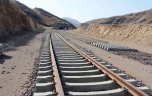 یک شهید و 11 مجروح در حمله آمریکایی ـ صهیونی به خط راه‌آهن البرز