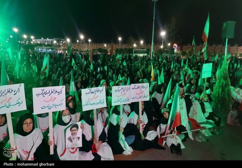 75 شب ایستادگی مردم بیرجند در میدان+عکس اخبار استان خراسان جنوبی , رهبر انقلاب , شهید , اخبار بیرجند ,
