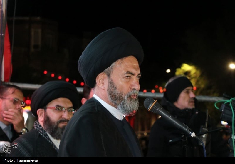 آیتالله عاملی خطاب به تیم مذاکرهکننده؛ با آمریکا مماشات نکنید آیتالله عاملی خطاب به تیم مذاکرهکننده؛ با آمریکا مماشات نکنید