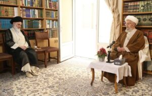 آیت‌الله مکارم‌شیرازی: قدردان دولت هستیم، اما قیمت‌ها کنترل نشد