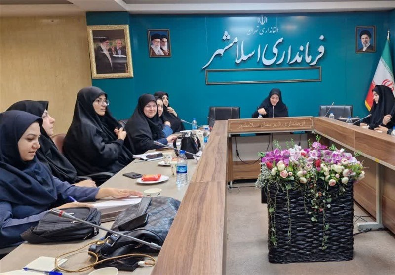 اجرای برنامههای حمایتی اسلامشهر در هفته ملی جمعیت اخبار اسلامشهر , فرمانداری , جمعیت , مادر , زنان و خانواده ,