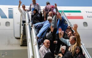 اختصاص کاروان حج تمتع به مریوان/125 نفره عازم سرزمین وحی شدند