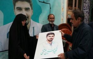 اربعین پرستار شهید حسین عشقی در تجمع شبانه کادر سلامت مشهد
