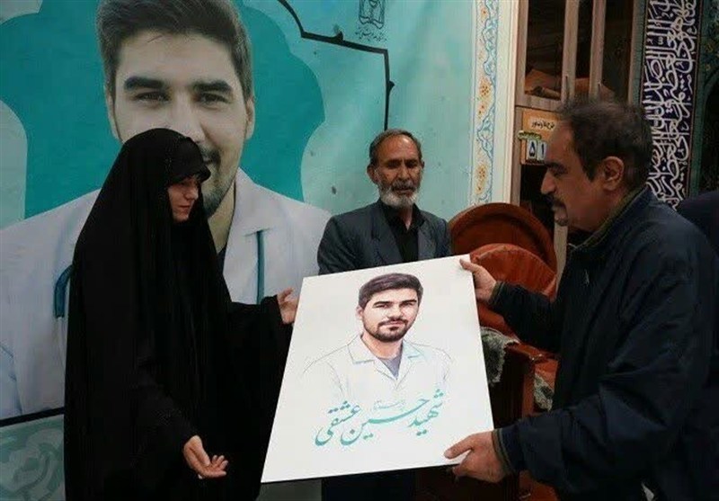 اربعین پرستار شهید حسین عشقی در تجمع شبانه کادر سلامت مشهد شهادت , شهید , مشهد مقدس , اخبار مشهد , خراسان رضوی , اخبار استان خراسان رضوی , جنگ آمریکا و رژیم صهیونیستی علیه ایران , دانشگاه علوم پزشکی ایران ,