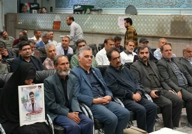 اربعین پرستار شهید حسین عشقی در تجمع شبانه کادر سلامت مشهد شهادت , شهید , مشهد مقدس , اخبار مشهد , خراسان رضوی , اخبار استان خراسان رضوی , جنگ آمریکا و رژیم صهیونیستی علیه ایران , دانشگاه علوم پزشکی ایران ,