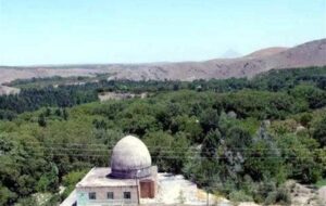 امامزاده باباپیراحمد؛ پیوند معنویت و طبیعت در دل جنگل و رودخانه