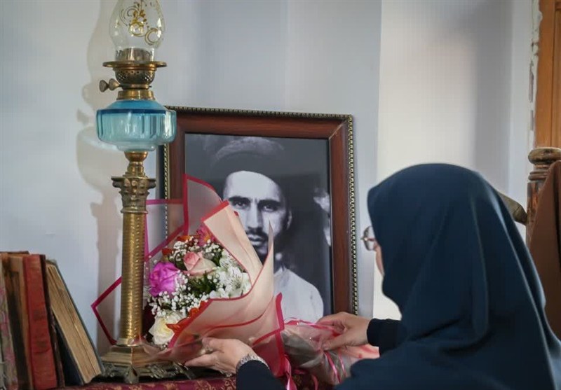 انتقال مفاهیم انقلاب اسلامی از وظایف مهم نظام تعلیم و تربیت است