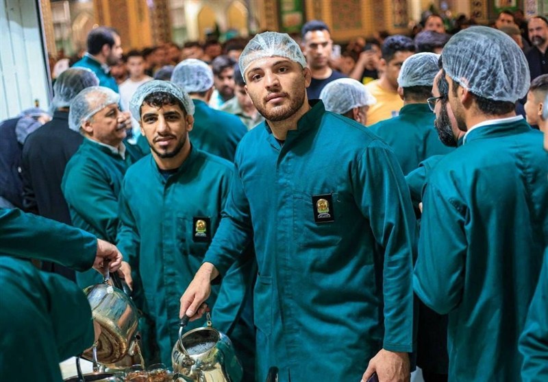 تصاویری از حضور تیم ملی کشتی در حرم رضوی تیم ملی کشتی آزاد ایران , کشتی آزاد , مشهد مقدس , اخبار مشهد , خراسان رضوی , اخبار استان خراسان رضوی , آستان قدس رضوی , حرم امام رضا(ع) , امام رضا (ع) ,