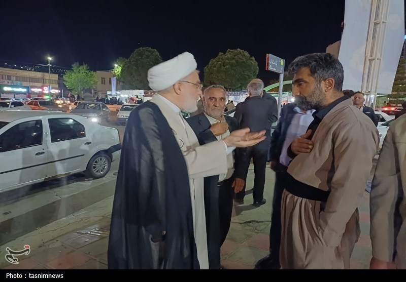 اخبار سنندج , اخبار استان کردستان , رهبر انقلاب , پایگاه اطلاع‌رسانی دفتر مقام معظم رهبری , بعثه مقام معظم رهبری , رئیس دفتر مقام معظم رهبری , تجمع , جنگ رمضان , 