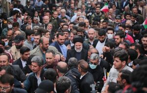 روایت یک استقبال تاریخی؛ وقتی کردستان به پیشواز شهید رئیسی رفت+تصاویر