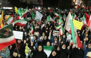 لبیک بوشهری‌ها به رهبر انقلاب و محکومیت جنایات استکبار در قرار82