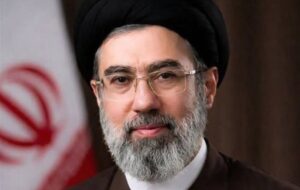 مطالبه مقام معظم رهبری نیازمند نظریه‌پردازی درباره زبان فارسی