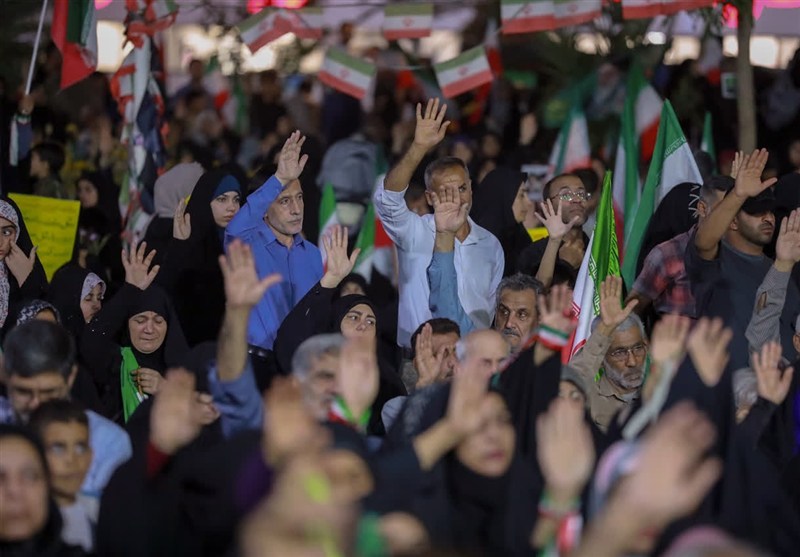 هفتاد و دومین اجتماع شبانه مردم بوشهر در میدان اخبار استان بوشهر , اخبار بوشهر , نظام مسائل استان بوشهر ,