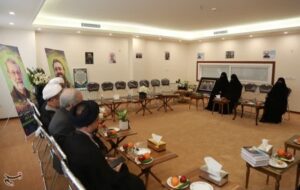 همسر شهید لاریجانی: دکتر لاریجانی دلبسته نظام و انقلاب بود