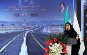 وزیر راه: مهندسان پای‌کار ایران ایستاده‌اند/پروژه‌ها روی زمین نمی‌ماند