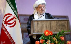 پاسخ صریح ماموستا ‌قادری به یاوه‌گویی و تهدیدات‌های ترامپ