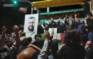 پیکر شهید احسان اسفندیاری پس از 66 روز در زادگاهش به خاک سپرده شد