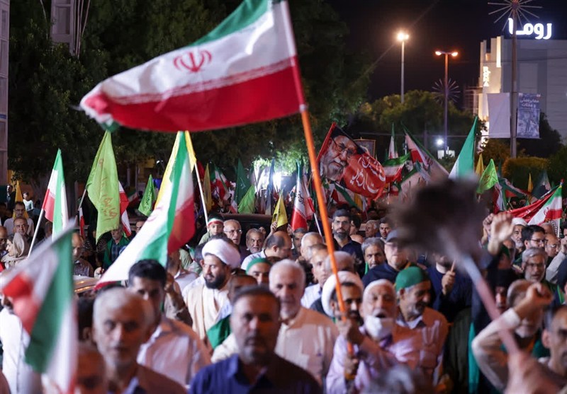 99مین شب حضور بوشهریها در میدان حمایت از آرمانهای مقاومت اخبار استان بوشهر , اخبار بوشهر , نظام مسائل استان بوشهر ,
