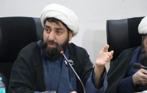 ابلاغ سلام گرم فرمانده کل قوا به مردم هرمزگان/حال رهبری بسیار عالی است