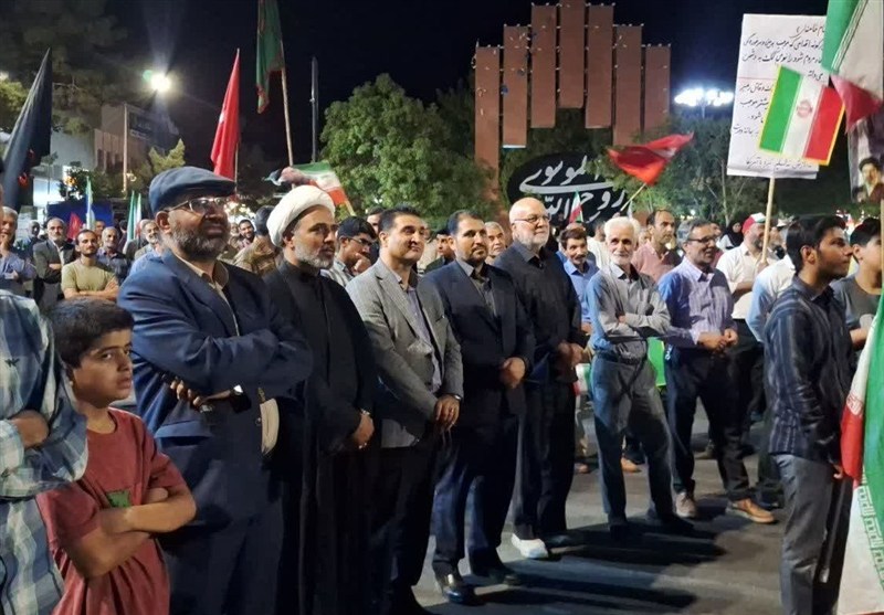خراسان جنوبی در آستانه صدمین شب؛ تداوم حماسه حضور و وفاداری اخبار استان خراسان جنوبی , ولایت فقیه , انقلاب اسلامی ,