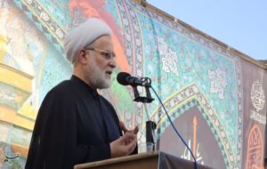 راه شهدا با صبر، اخلاص و دفاع از ارزش‌های دینی ادامه می‌یابد