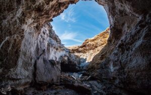 شناسایی و ثبت 10 غار جدید در استان بوشهر