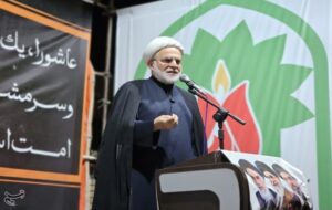 فشار دشمنان نباید موجب عقب‌نشینی از مسیر حق شود/با شجاعت ایستادگی‌کنیم