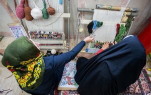 فعالیت بیش از 900 قالی‌باف در جنوب کرمان؛ تنها 200 نفر تحت پوشش بیمه
