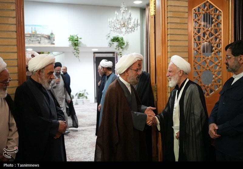 مراسم ترحیم آیتالله فیاض در حرم حضرت معصومه(س) برگزار شد+ عکس حضرت معصومه (س) , اخبار قم , رهبر انقلاب ,