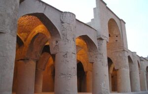 مسجدتاریخانه دامغان یک گام تا ثبت جهانی؛ تمرکز بر آزادسازی حریم تاریخی