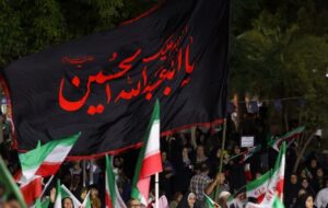 یکصدوهفتمین شب اجتماع بوشهری‌ها با شعار «لبیک یا خامنه‌ای»