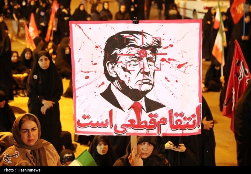 128 شب ایستادگی در خیابان جمهوری؛ یاسوج در سوگ قائد شهید+تصاویر اخبار یاسوج , تشییع رهبر شهید , بدرقه آقای شهید ایران , تشییع آیتاللهالعظمی سید علی خامنهای , شهید امام خامنه ای (ره) ,